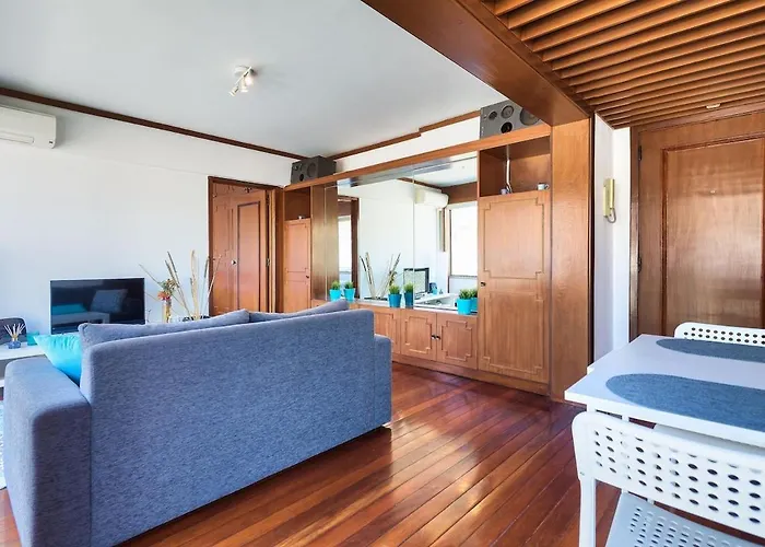 Floor 805 Apartament *