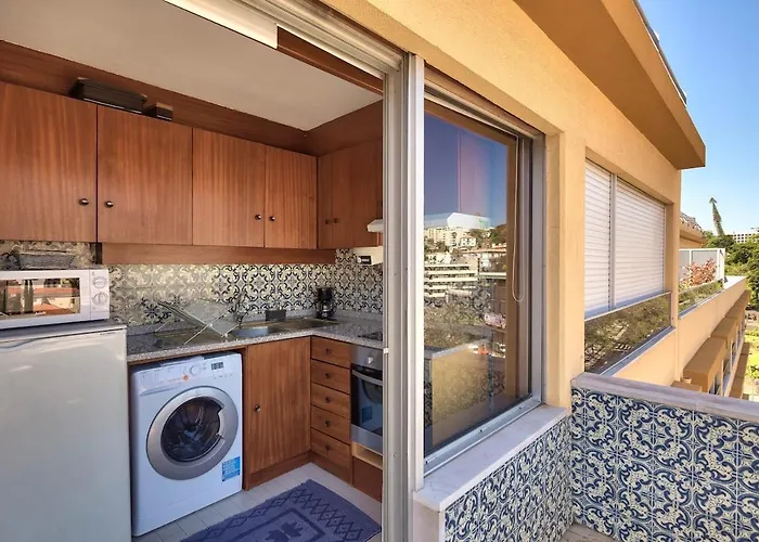 Floor 805 Funchal (Madeira)