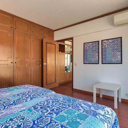 Floor 805 * פונשל